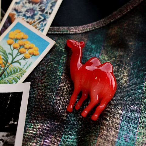 「グラデーションラクダ」ブローチ フランス