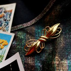 「リーフタッセル」ブローチ フランス