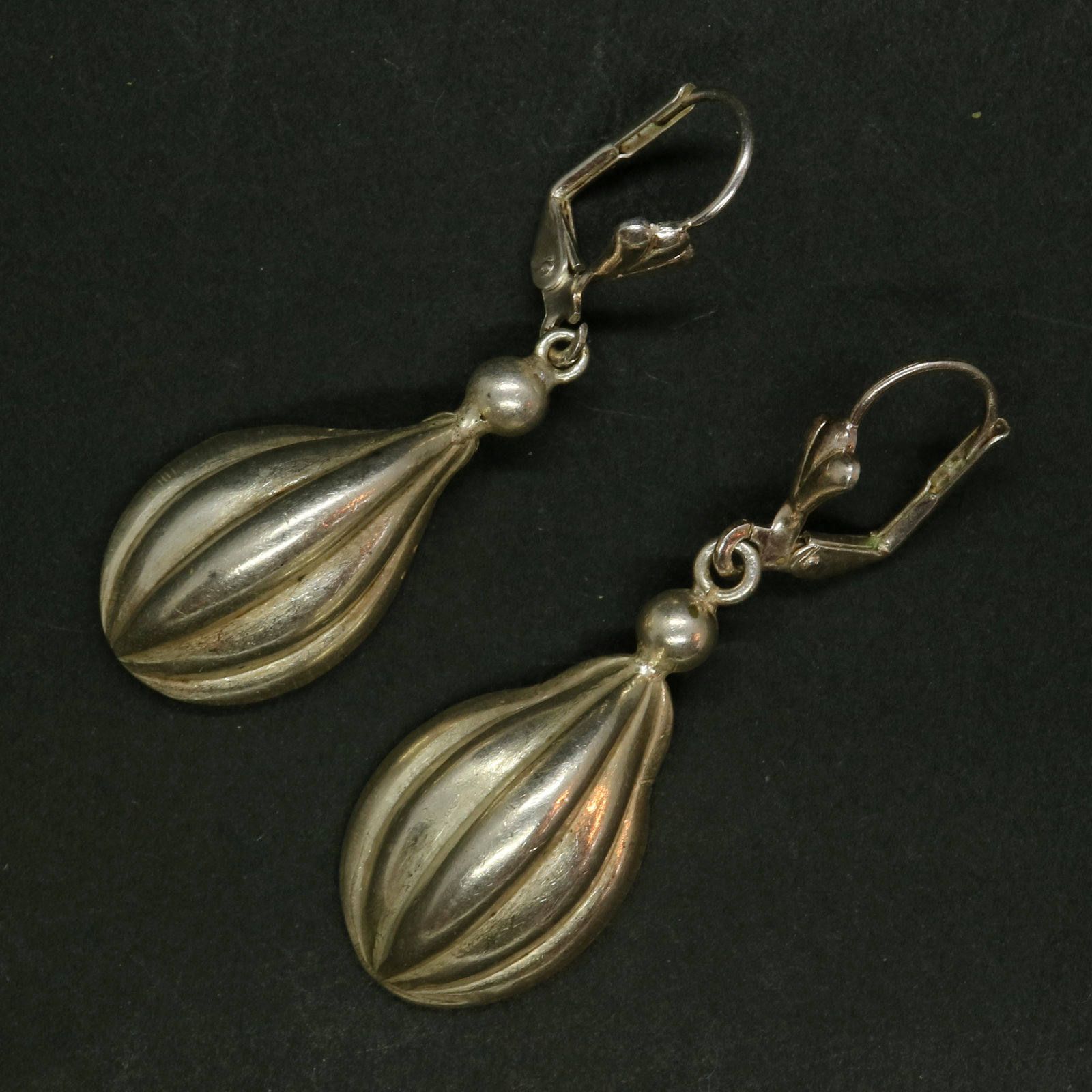 「ブラブラメタルココナツ」ピアス フランス
