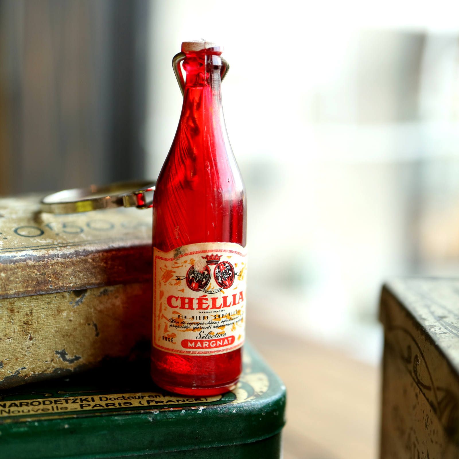 MARGNAT "CHELLIA" マーニャット・チェリア ワイン フレンチキーホルダー