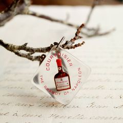 COURVOISIER "THE BRANDY OF NAPOLEON" クルボアジェ コニャック ブルボンキーホルダー