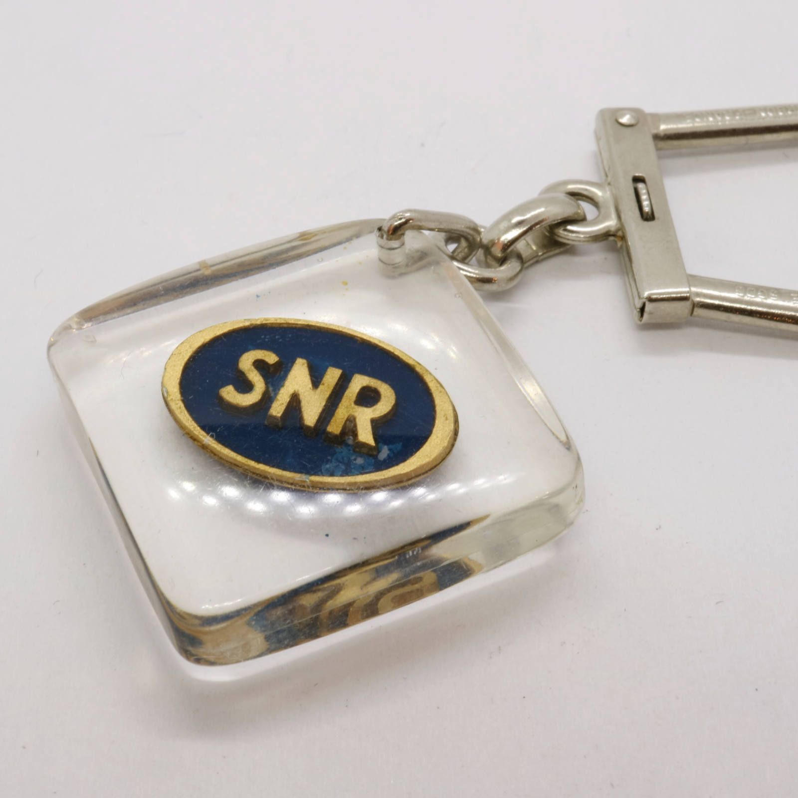 SNR ベアリング ブルボンキーホルダー