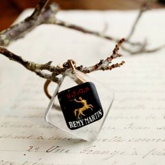 COGNAC REMY MARTIN コニャック・レミーマルタン ブルボンキーホルダー