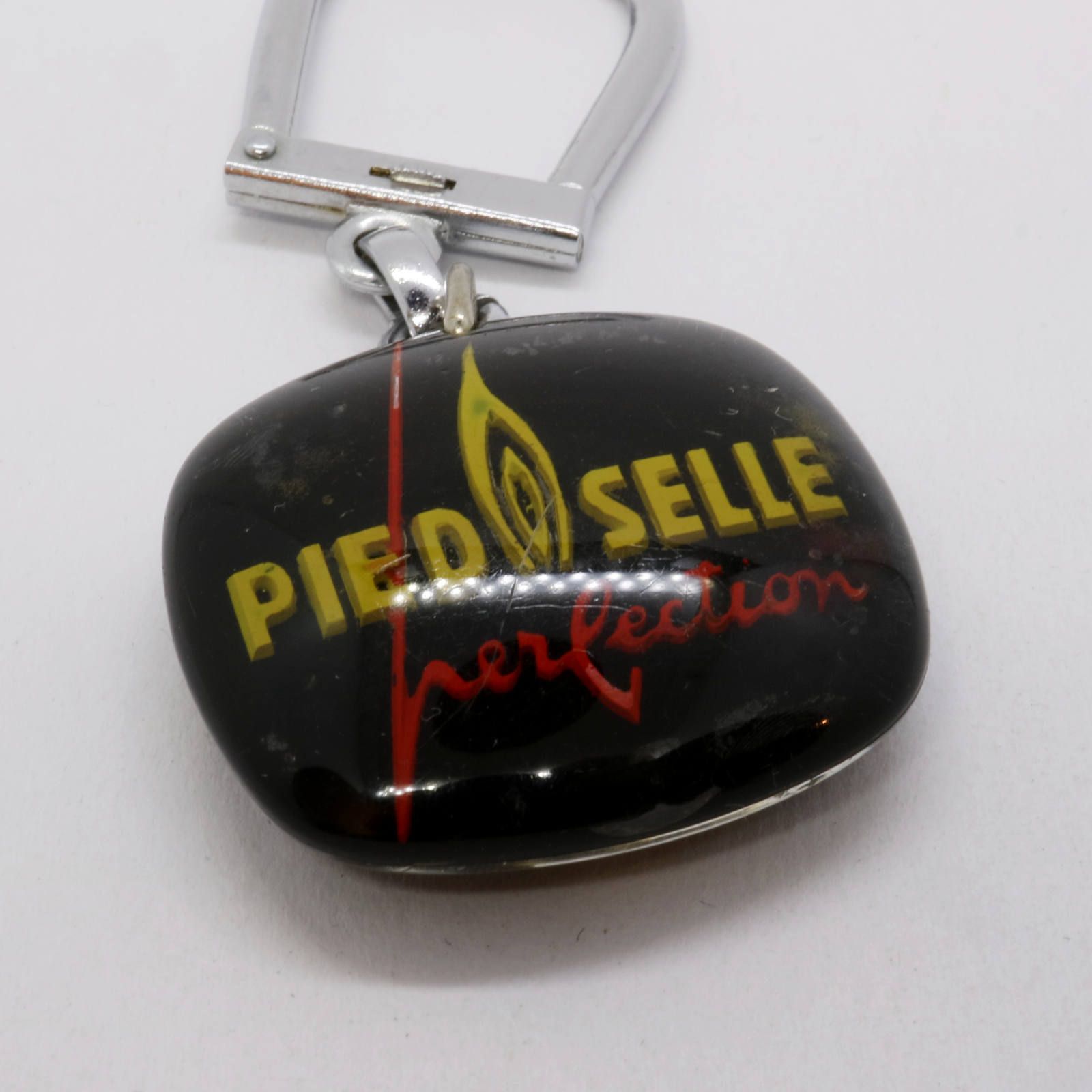 PIED SELLE "Perfection" オーブン サンクリストファー 交通安全お守り ブルボンキーホルダー