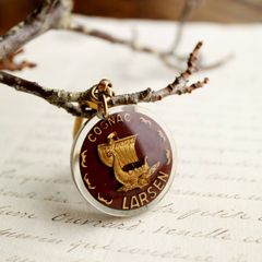 COGNAC LARSEN コニャック・ラーセン ブルボンキーホルダー