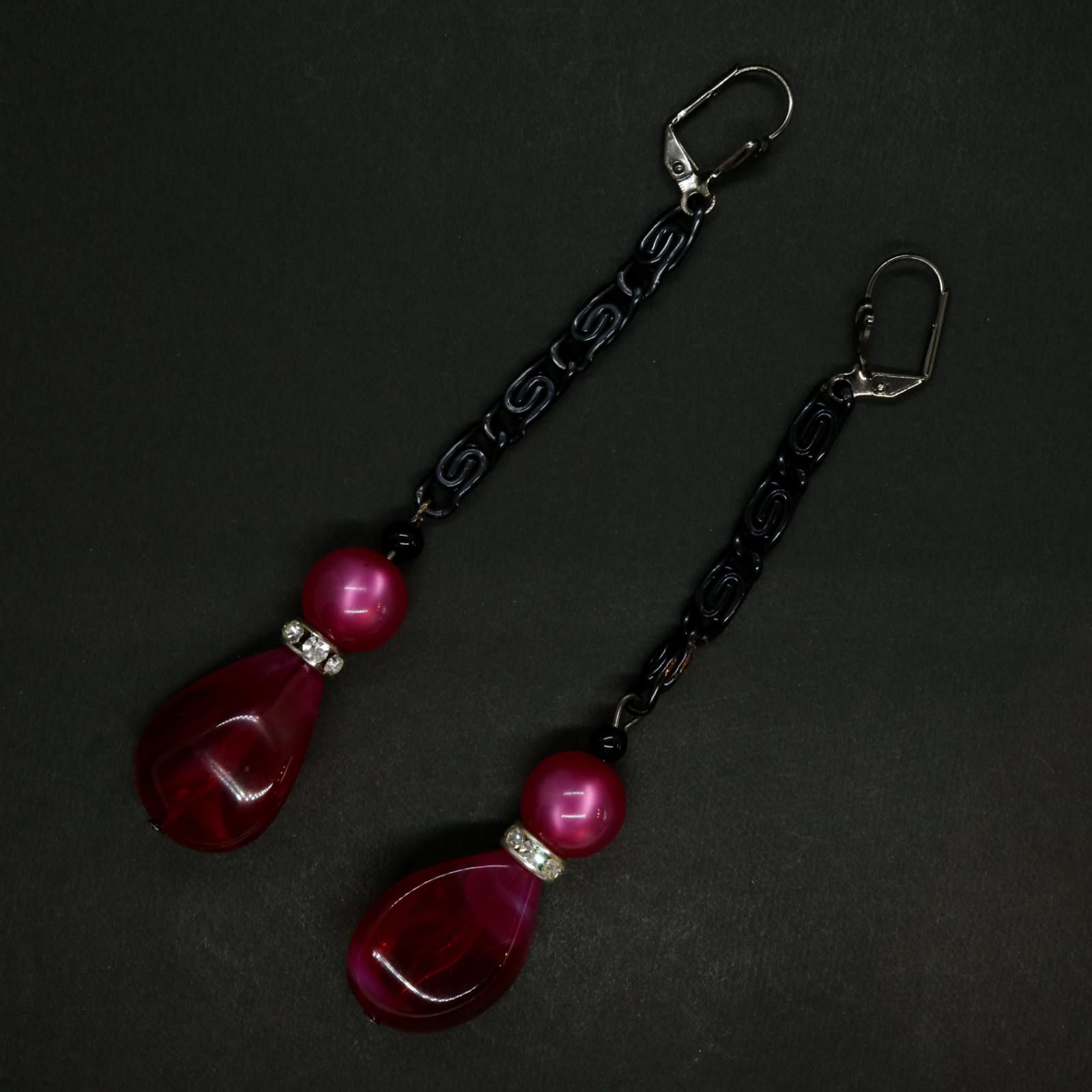 「ブラブラチェーンカットドロップ」ピアス フランス