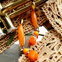 「ブラブラロングオーバル&キューブ」ピアス フランス