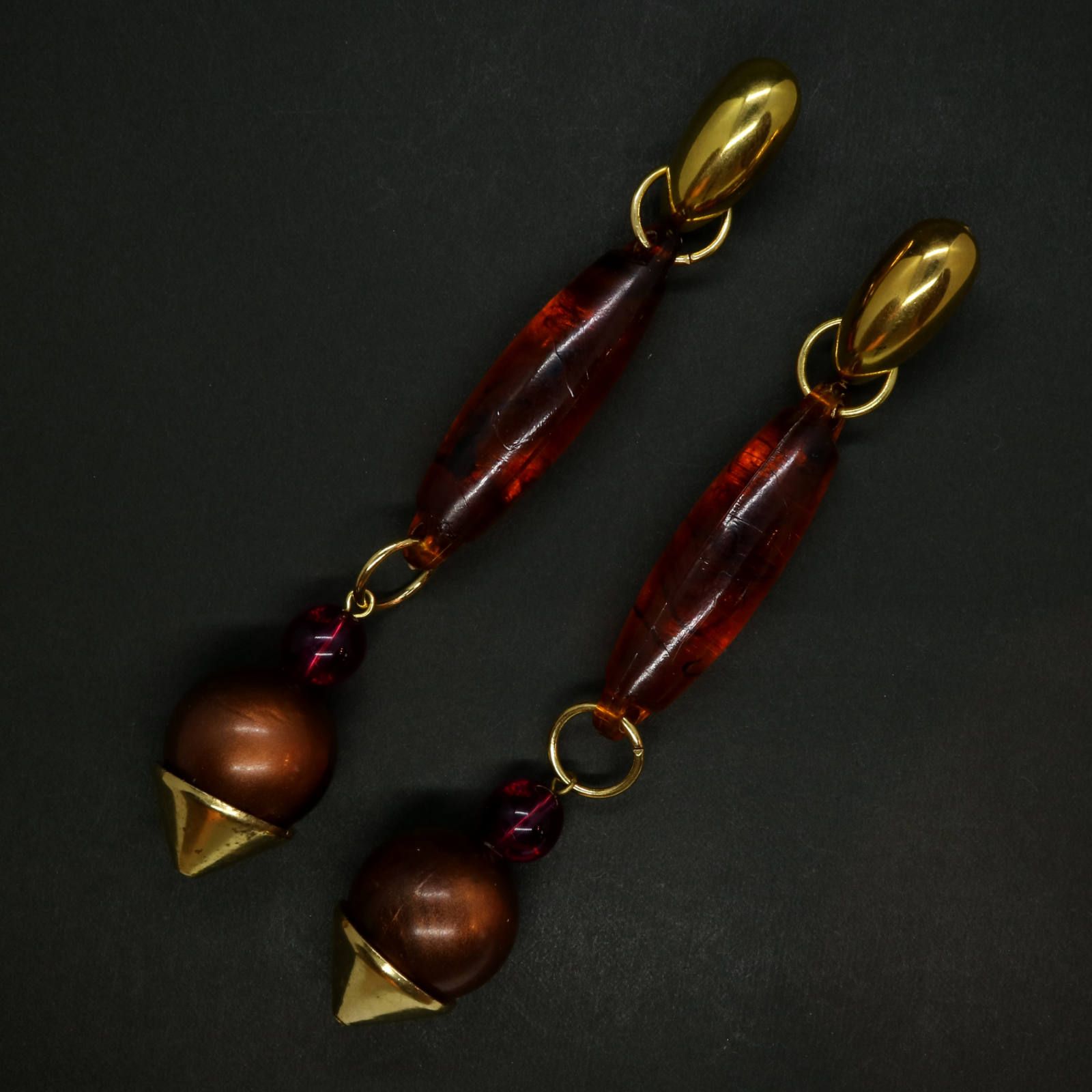 「ブラブラアンバーオーバル&ラウンドパラソル」ピアス フランス