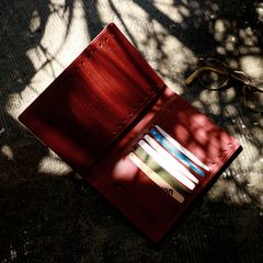 「SLATE」 カードケース/レディッシュブラウン