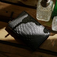 「HEBI」ラウンドミドル財布/ブラック