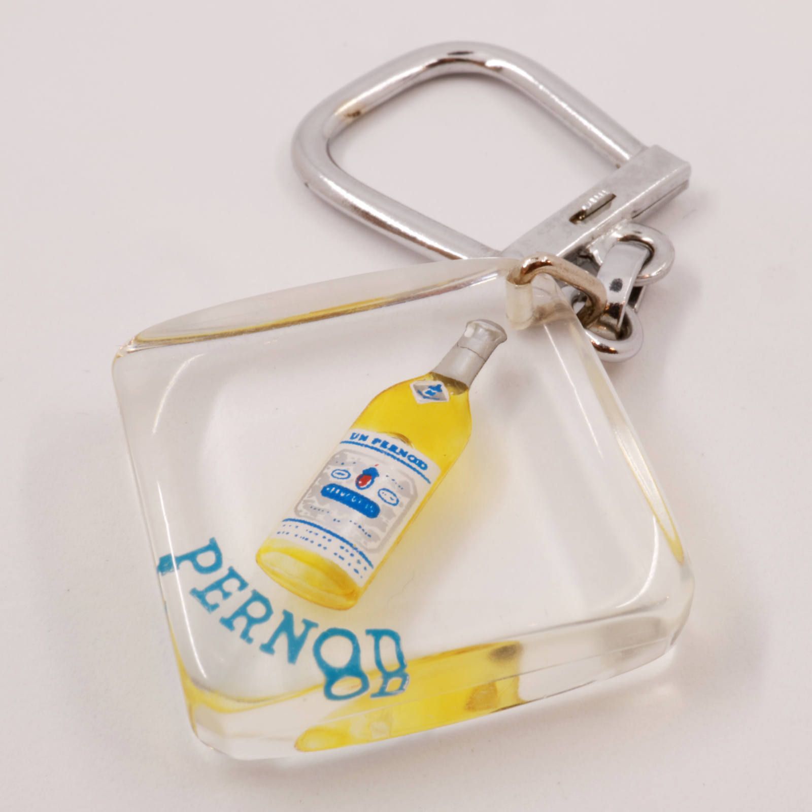 PERNOD UN PERNOD ペルノ― リキュール ブルボンキーホルダー
