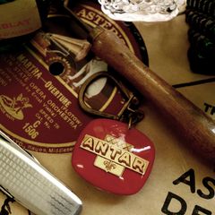 ANTAR アンタル オイル ブルボンキーホルダー