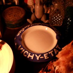 VICHY 灰皿 フランス