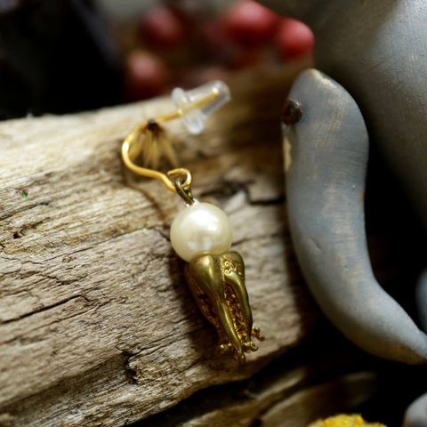 「Plus pearl series octpus Pierce」ピアス(片耳) 【Aquvii】