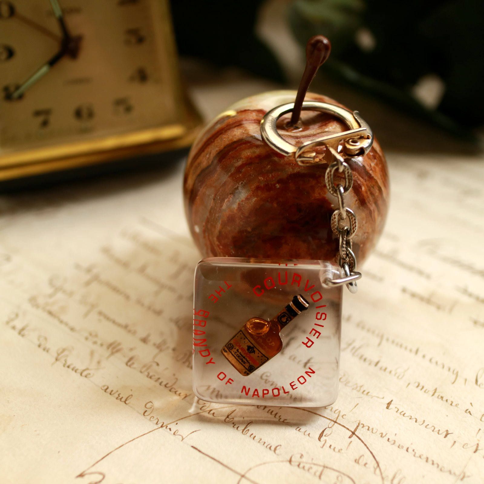 COURVOISIER NAPOLEON クルボアジェ コニャック ブルボンキーホルダー