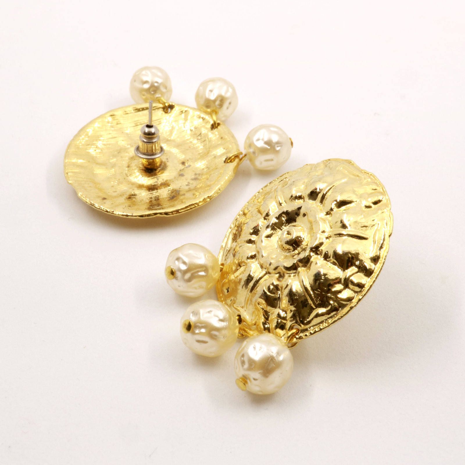 「ゴールドミラー&シェイキングパール」ピアス フランス