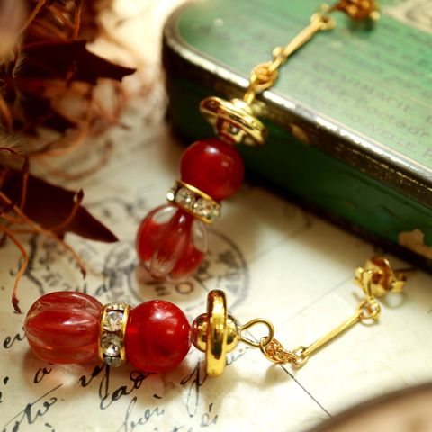 「ブラブラゴージャスナッツ」ピアス フランス