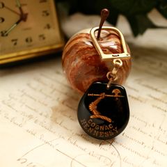 COGNAC HENNESSY コニャック ヘネシー ブルボンキーホルダー