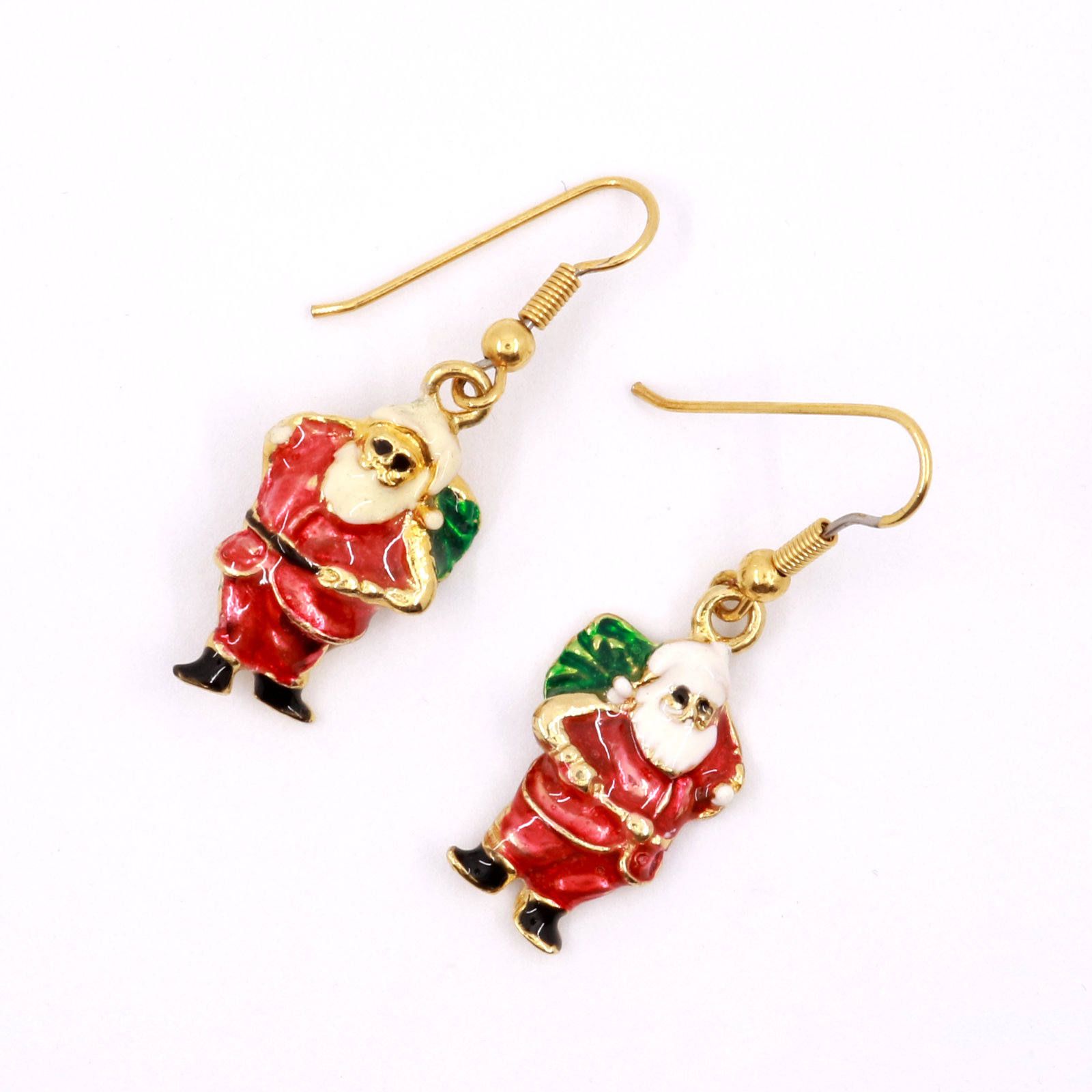 「メタルサンタ」ピアス フランス
