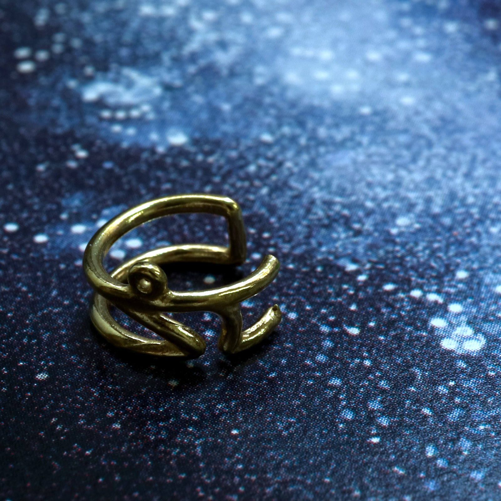 Aquvii - 「horoscope earcuff Capricorn」イヤーカフ やぎ座