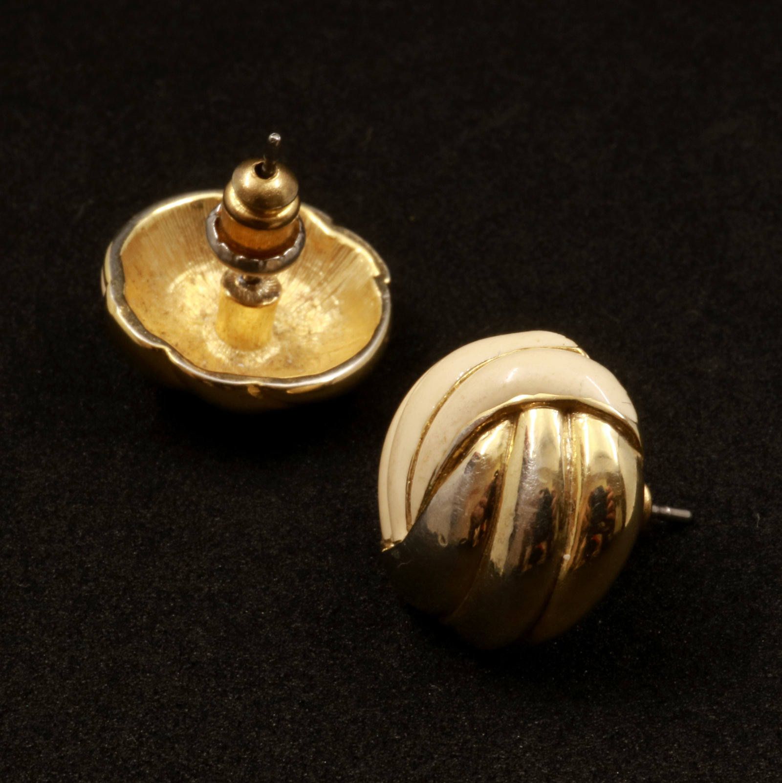 「メタルウール」ピアス フランス