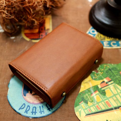 m+】millefoglie（エムピウ・ミッレフォッリエ）P25 | corne/コルネ 