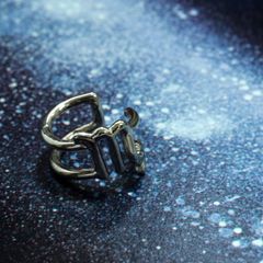 「horoscope earcuff Scorpio」イヤーカフ さそり座 シルバー(片耳)