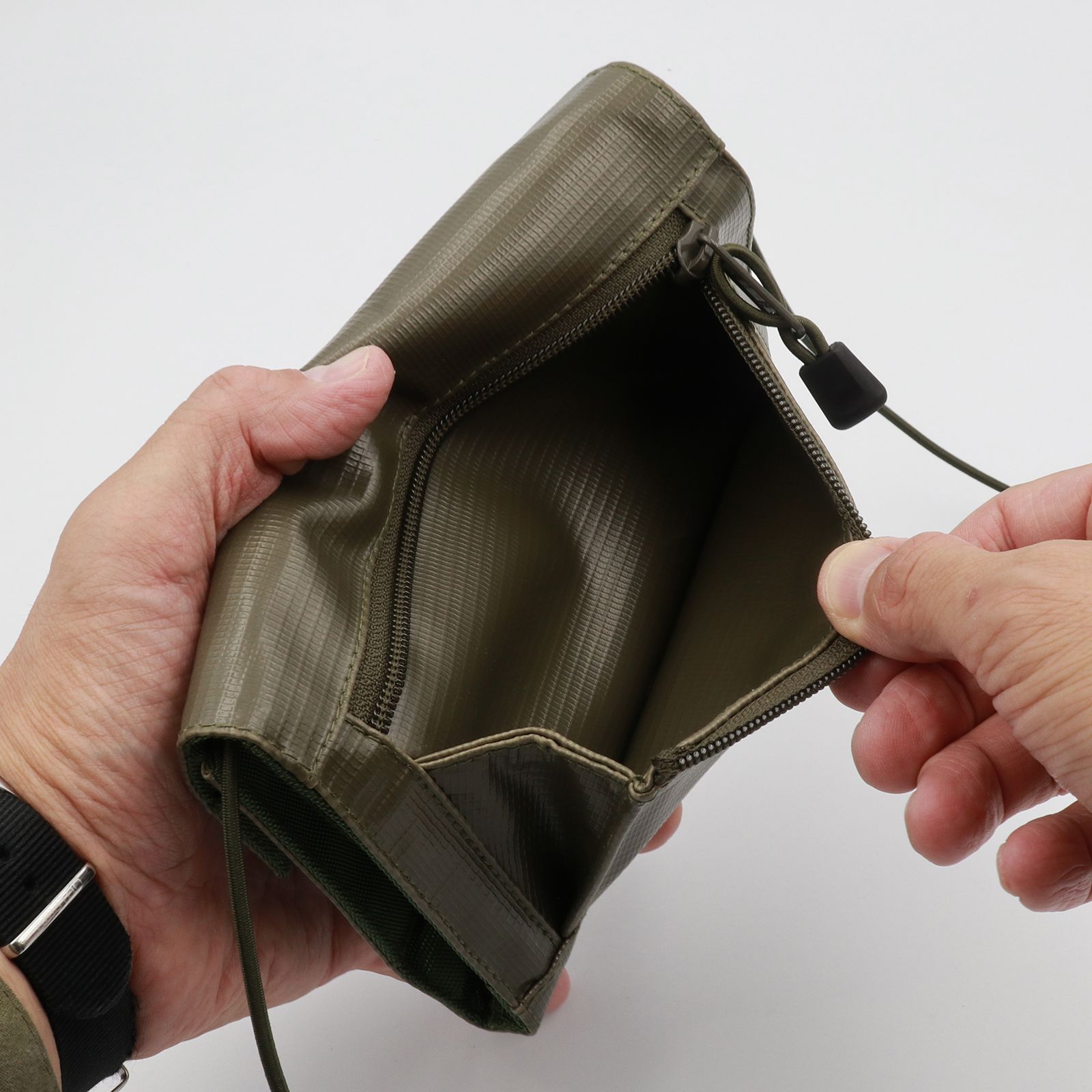 「FLY Long Wallet」ショルダーウォレットXL オリーブ