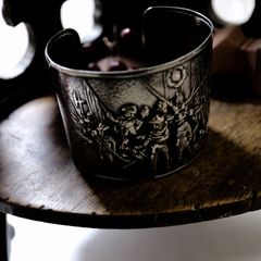 「メタルナイト」バングル ヨーロッパ SPRITZER FUHRMANN
