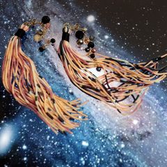 「TEO 星雲染めビーズ」ピアス【La cosmologie de sachikoism】
