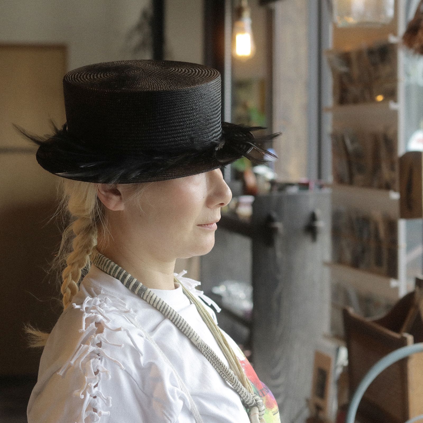 【送料無料対象外】黒い羽根のストローキャノチエ ブラック