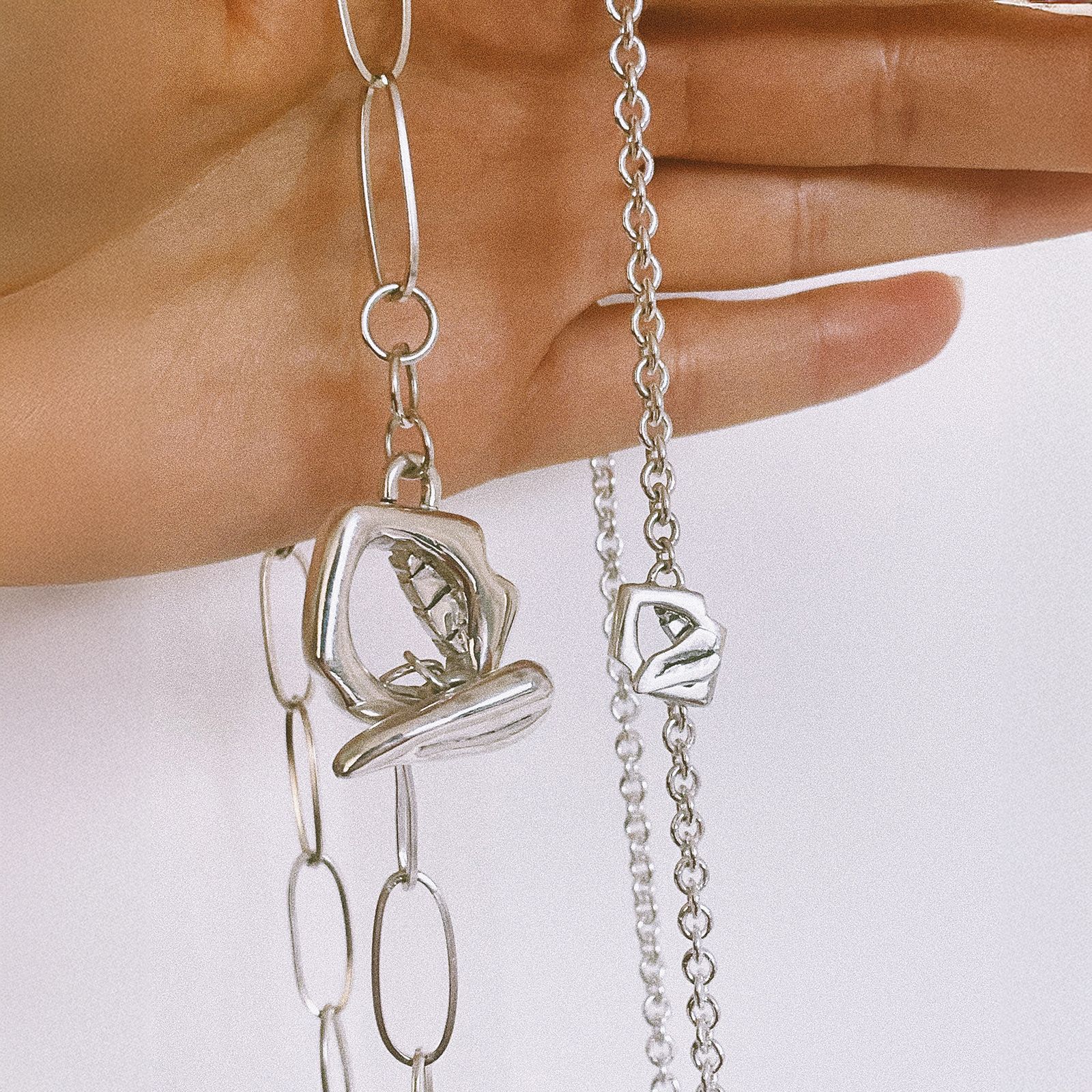 Rat Betty - 「Mini Tongue Toggle Necklace」ネックレス