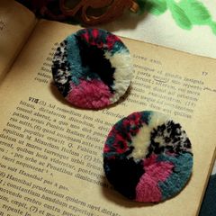「TRIBO」ピアス