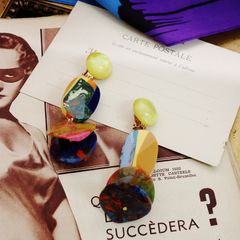 「クレイジーぺブルスオブジェ」イヤリング