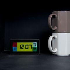 「Robot Alarm Clock "Black" SPACE HOTEL」多機能クロック イギリス