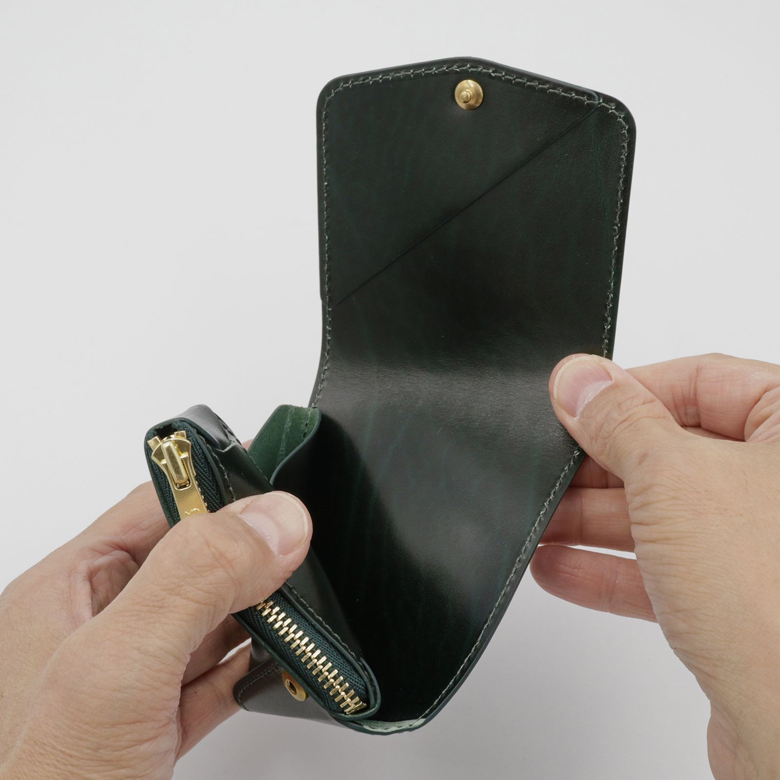 「小さく薄い財布SAKU ver.3 Plus Rugato」green