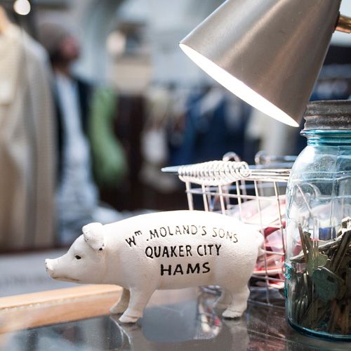 Hams Standing Pig Bank "White"