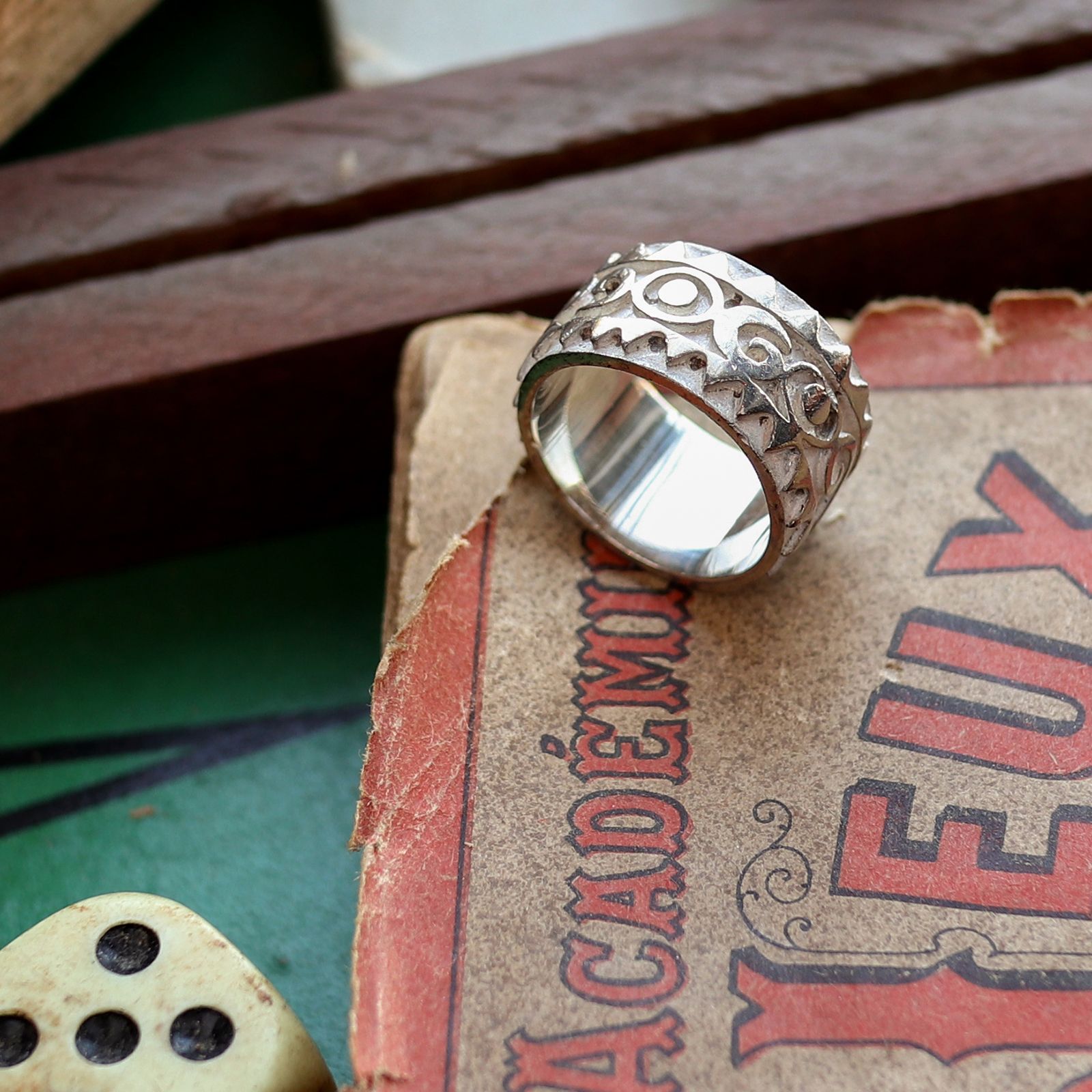 「トライバルエッジ」リング ヨーロッパ silver925