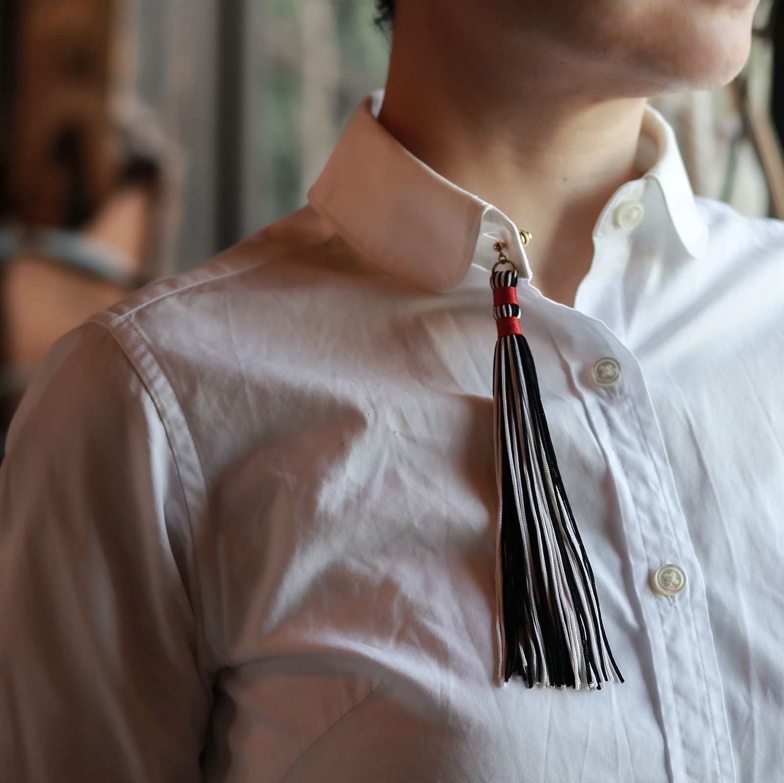 「TEO」ブローチ レッド【collection de couleurs de sachikoism】