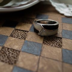 「エクリプスデザイン（マザーオブパール&オニキス&メレダイヤ0.03ct）」リング ヨーロッパ silver925