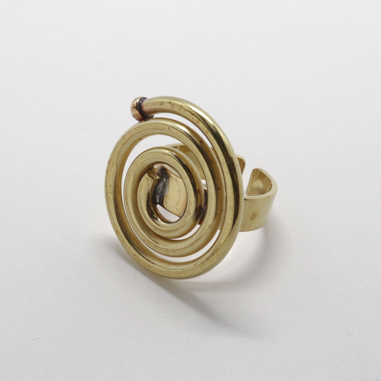 「swirl ring」リング