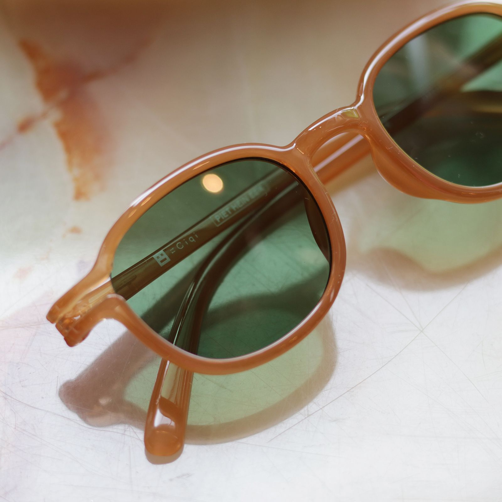 「HEIN」 POLYFONIA STUDIO Session "PIET HEIN EEK × Ciqi" Sunglasses CAMEL×Green Lens