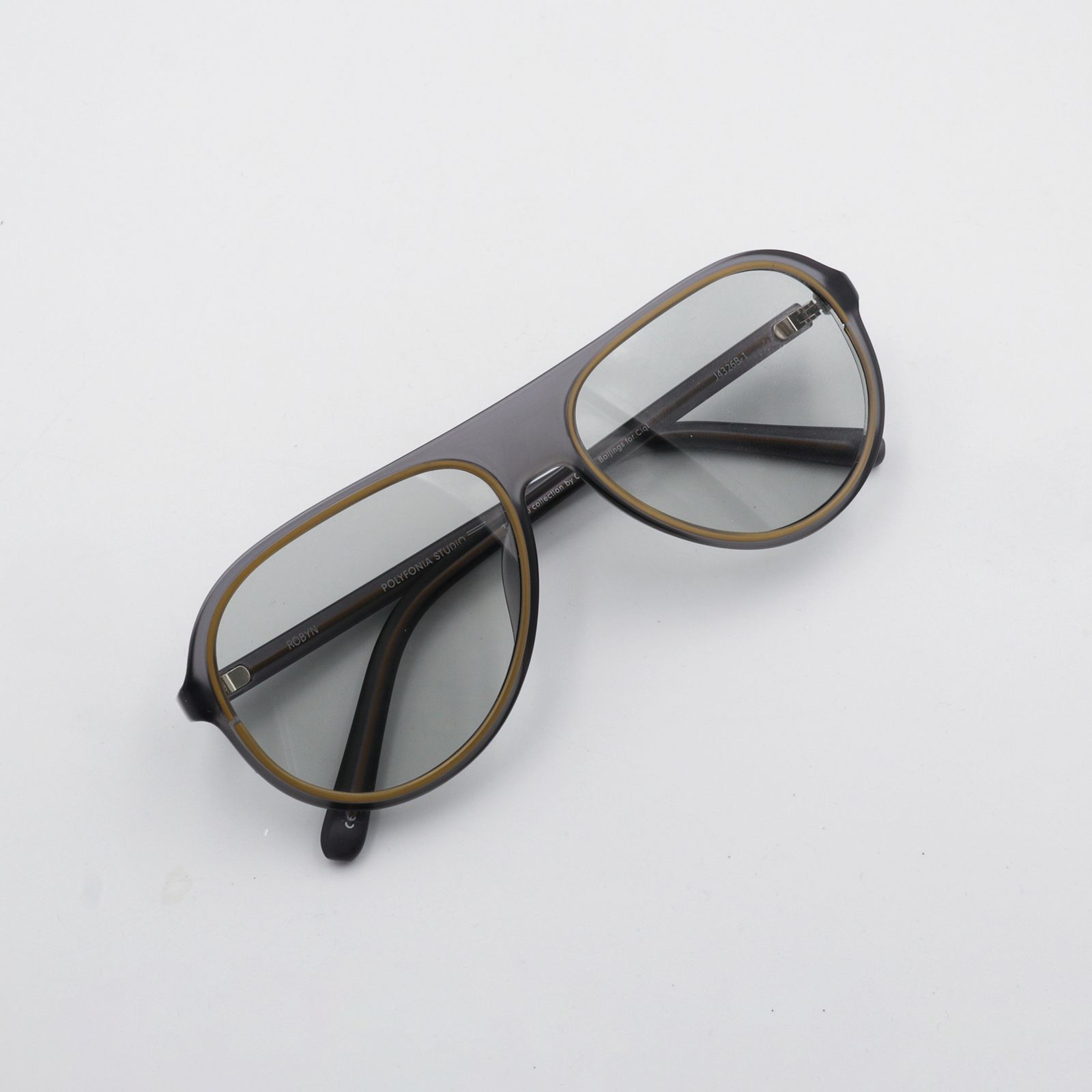 「Robyn」POLYFONIA STUDIO Session "Carole Baijings  Ciqi" Sunglasses Midnight Black x Light Gray Lens
