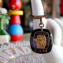 CAM クレディ・アグリコル フランス相互農業信用組合 ブルボンキーホルダー