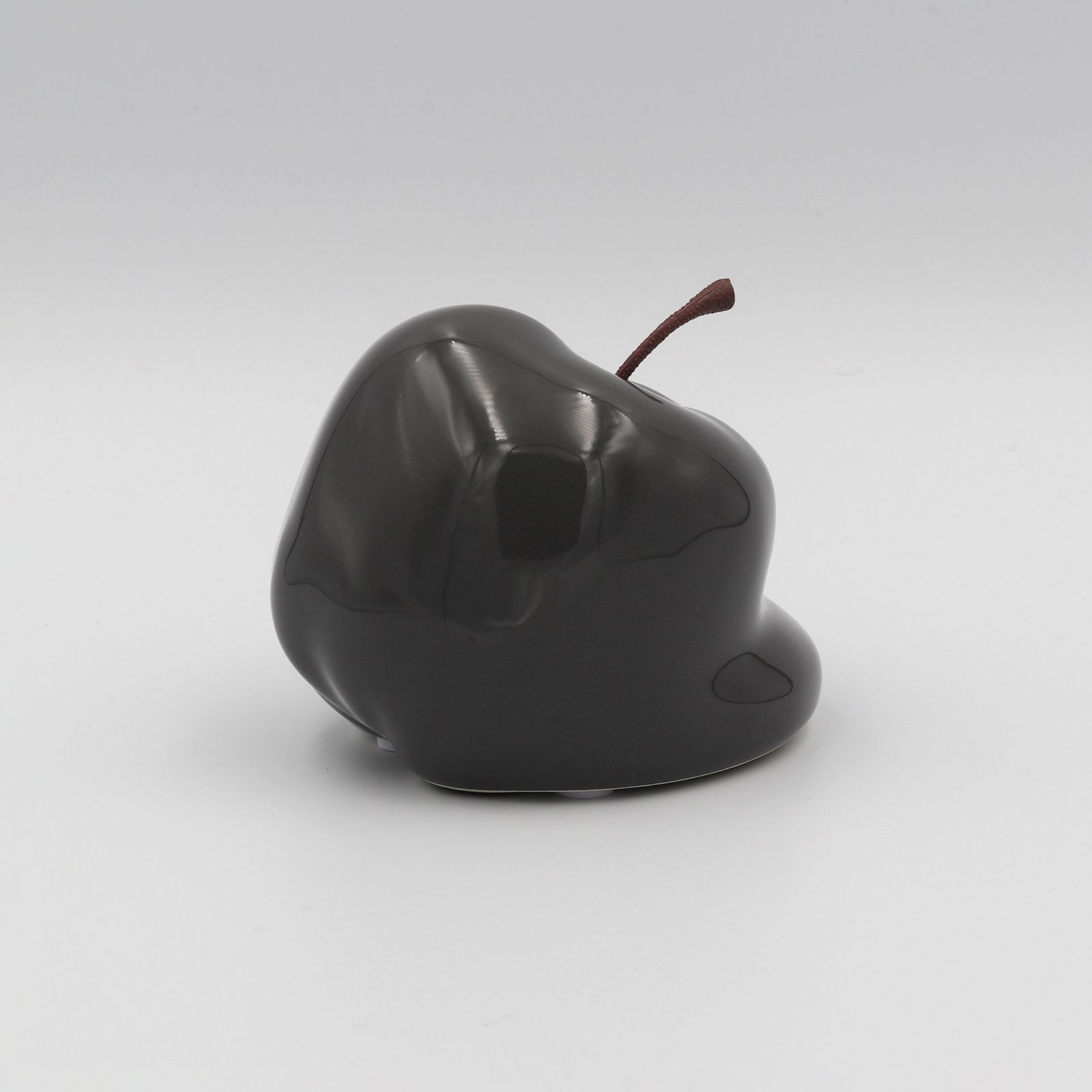 「ROBBEN ASH GRAY」溶けたリンゴのオブジェ