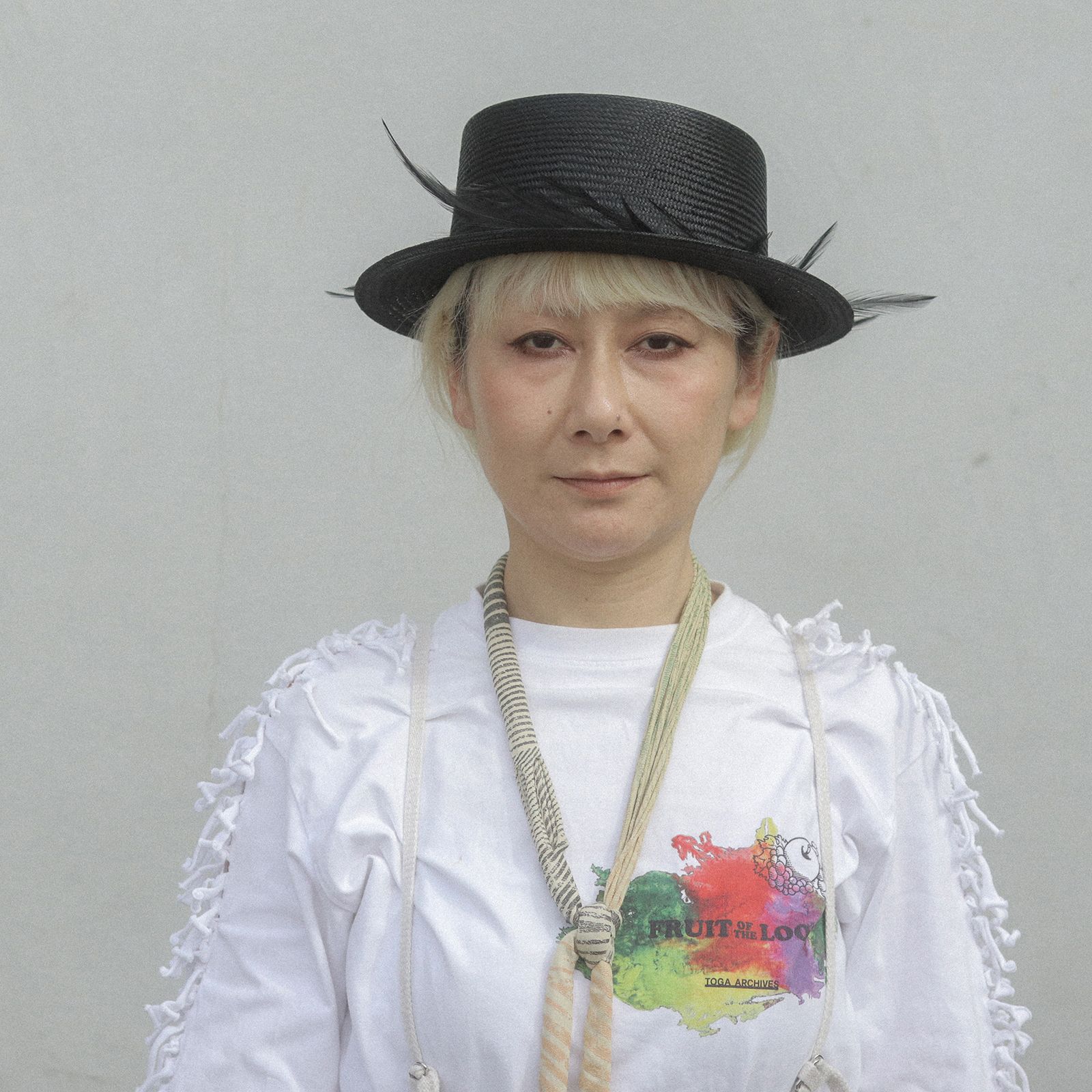 【送料無料対象外】黒い羽根のストローキャノチエ ブラック