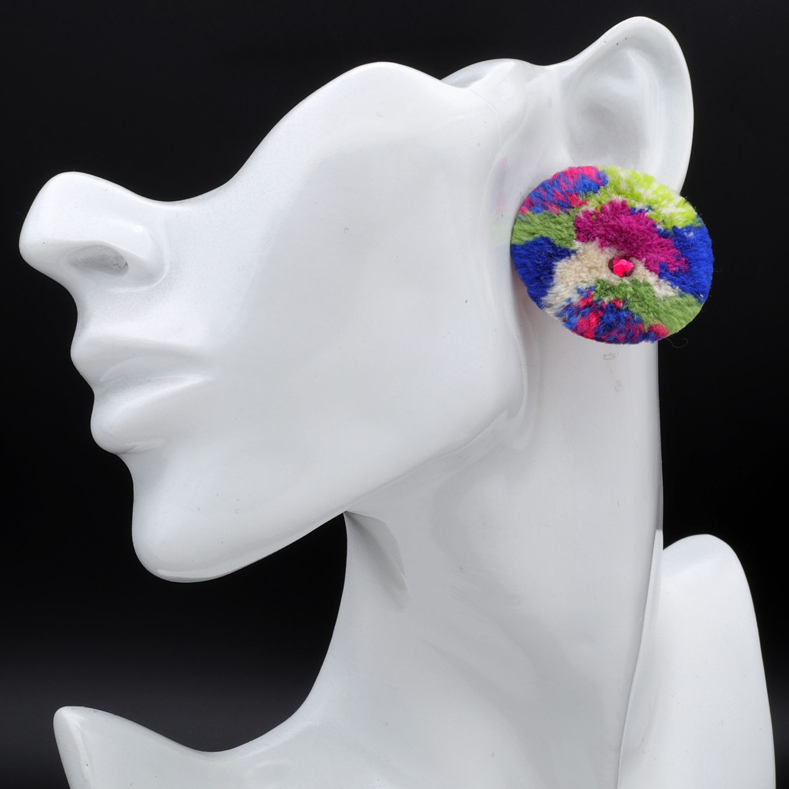 「TRIBO」ピアス