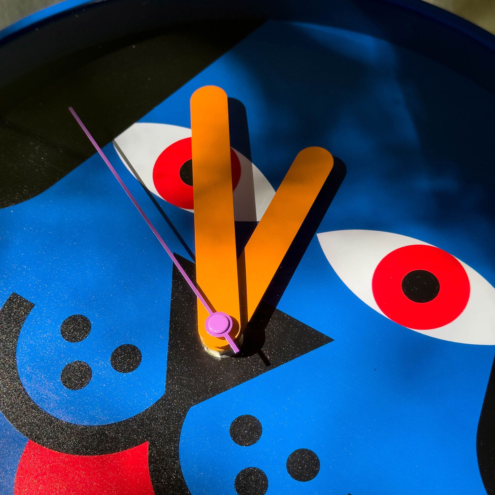 「BRUTTO Wall Clock」DOGGO イタリア