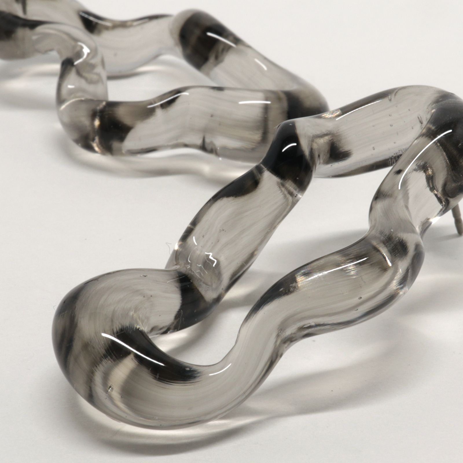「Melting Pierce」ピアス グレー
