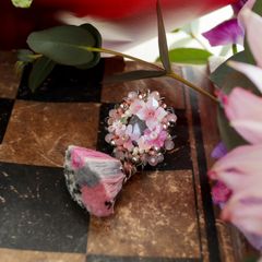 「Le conte de Pamellah Bijoux」ブローチ